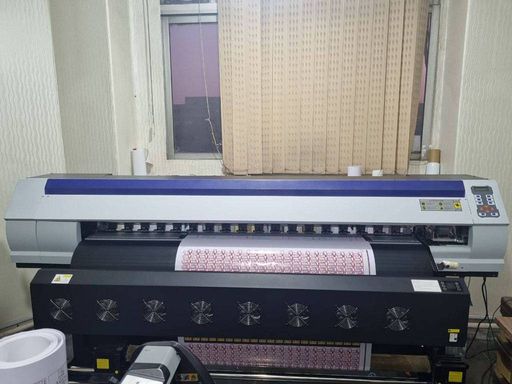 دستگاه چاپ استیکر دیجیتال عریض در شرکت چاپ و تبلیغات محمد مهابادی